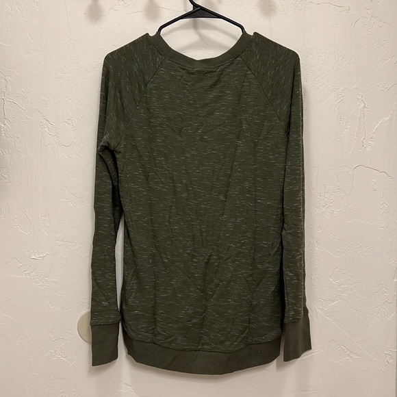 Small, Green Tunic Knit Top - Picture 6 of 7